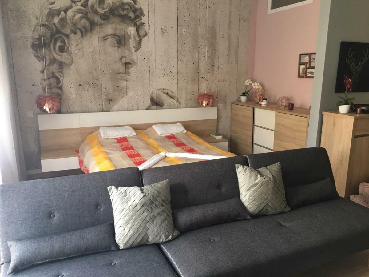 Hunyadi Apartman Szekszard Ngoại thất bức ảnh